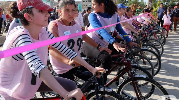 A Marathon to Encourage Women to Bike in Qamishli