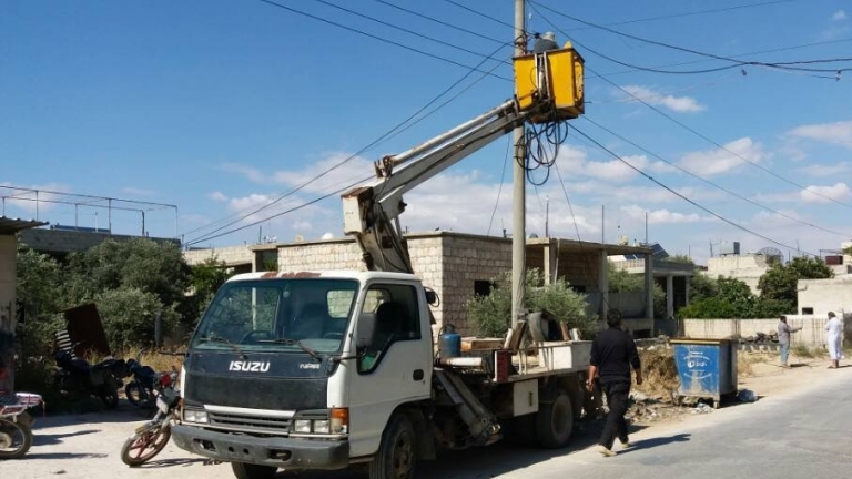 إعادة تأهيل شبكة الكهرباء في كفرنبل