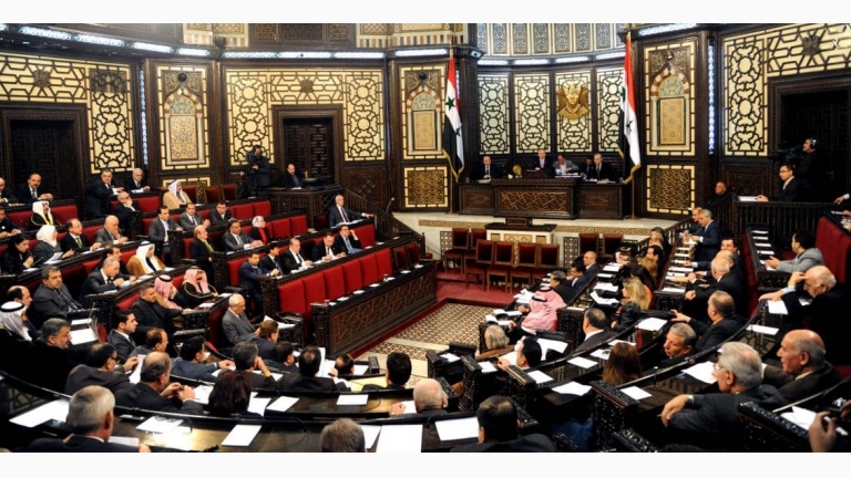 عضو مجلس شعب… يتهم وزارة النفط بالعمل على طريقة 
