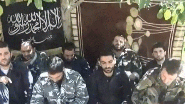 أهالي العسكريين اللبنانيين المختطفين يزورون أبناءهم بدعوة من 