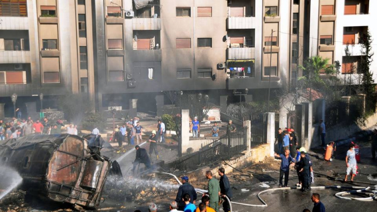 احتراق صهريج للوقود في مساكن برزة بدمشق 