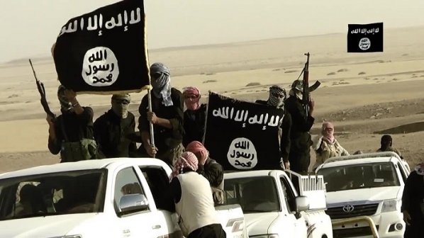 الشعيطات تطرد الدولة الإسلامية من ثلاث قرى في دير الزور     