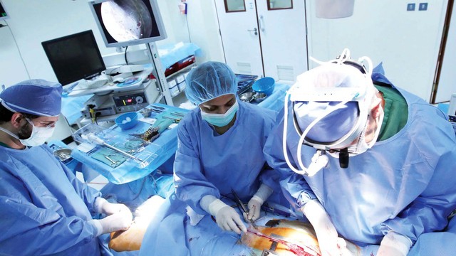 الأخطاء الطبية تنهش ما تبقى من أجساد السوريين