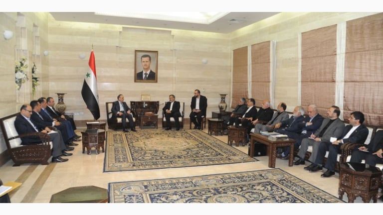 الأسد يجري تعديلاً وزارياً لتسع حقائب بينها الداخلية