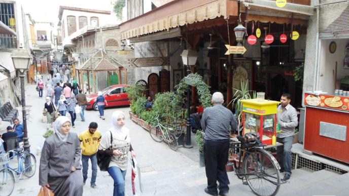 الأسد يصدر قانوناً بمنع تخلية المستأجر العسكري أو الموظف