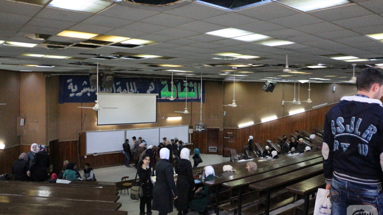 الأسد يصدر مرسوماً خاصاً بالبعثات العلمية والدراسية