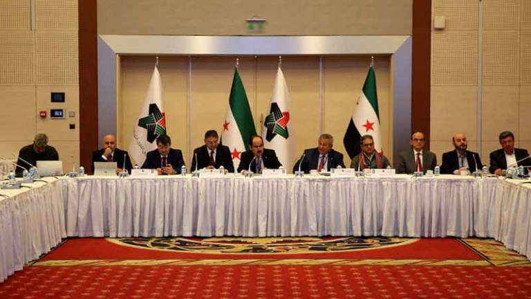 الهجرة التركية تنفي قرار إيقاف تمديد الإقامات السياحية
