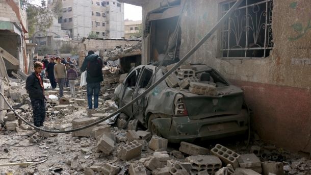 الشبكة السورية: توثيقُ 40 مجزرة في الغوطة الشرقية خلال 3 أشهر