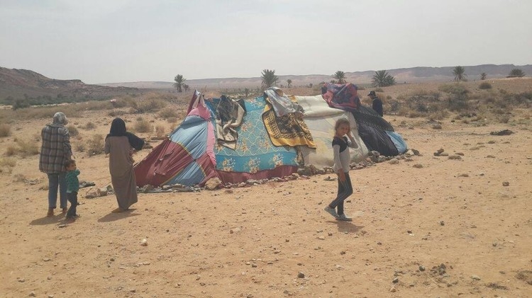 الجزائر تستقبل السوريين العالقين على حدودها مع المغرب