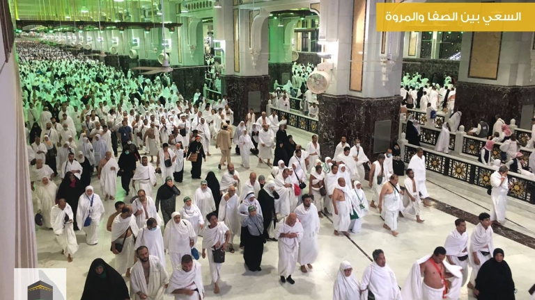 الحجاج السوريون يزورون المدينة المنورة