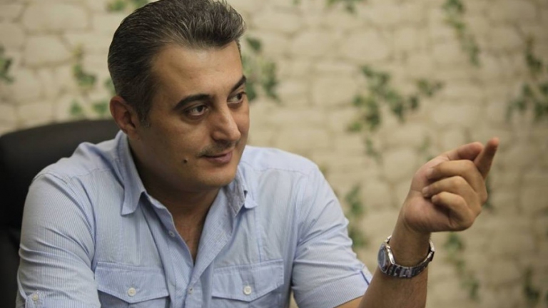 الكاتب سامر رضوان متّهم بالتحريض على 