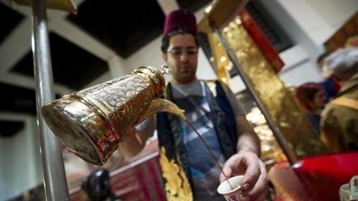 القهوة ترافق السوريين في ترحالهم 
