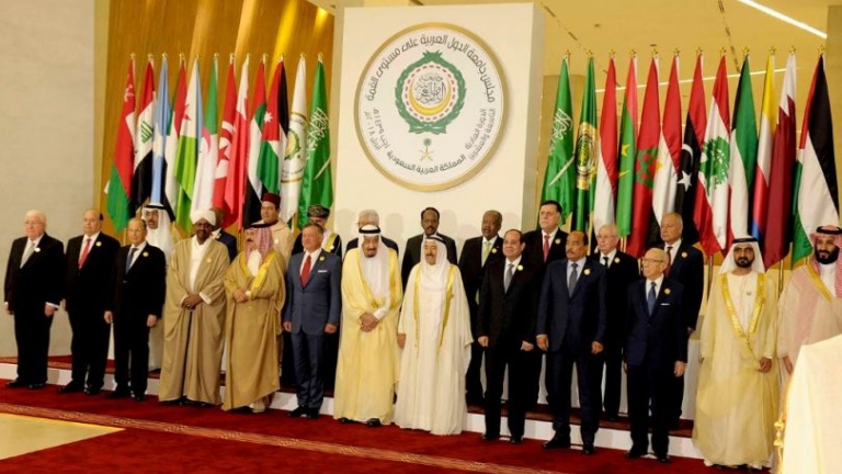 القمة العربية تدعو لتحقيق دولي في الهجمات الكيماوية بسوريا