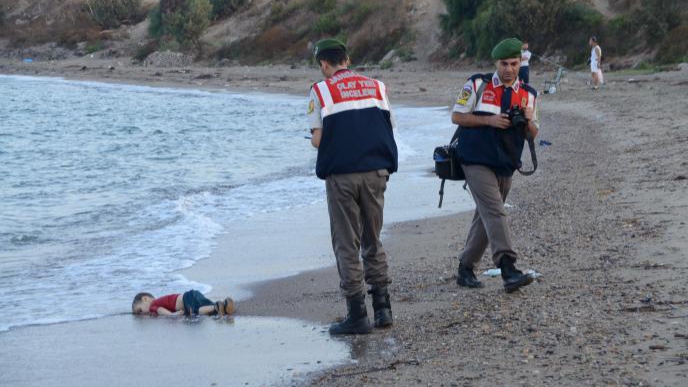 Allan's father to Rozana: my son is a symbol of Syrian suffering