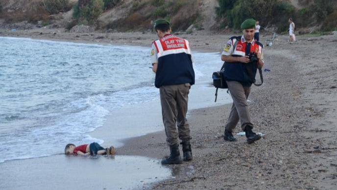 Allan's father to Rozana: my son is a symbol of Syrian suffering