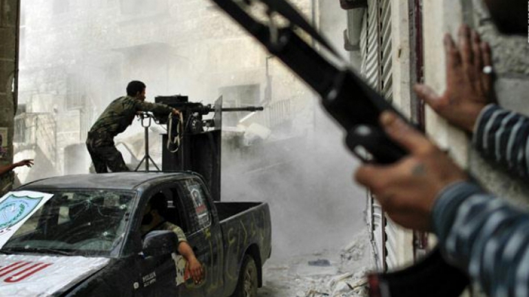 المعارضة المسلحة تتقدم في ريفي حلب واللاذقية