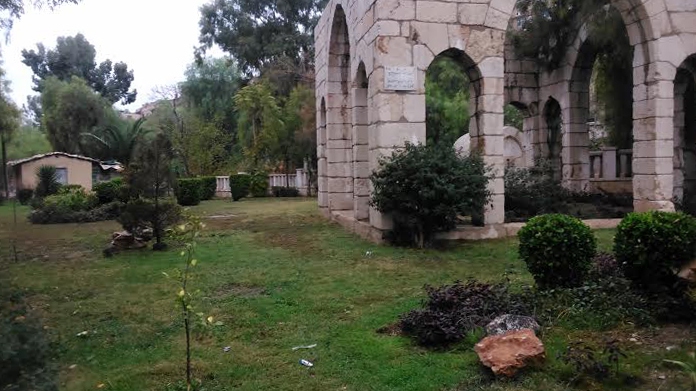 المدرسة الشبلية.. لم يبقى منها إلا جدرانها