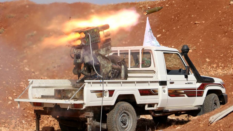 النظام السوري يتقدم باتجاه أوتستراد حلب الدولي والمعارضة تعزز مواقعها