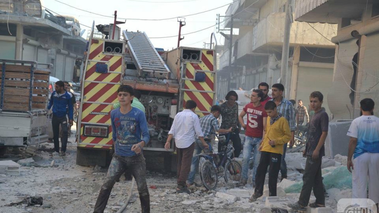 النظام يحاصر مناطق المعارضة في حلب براً
