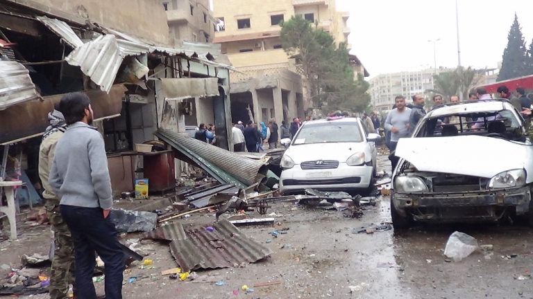 الرقة: قتلى وجرحى بينهم أطفال في قصف لطائرات النظام 