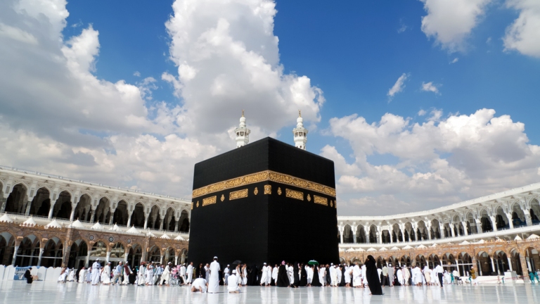 السعودية: تخفيض كبير لرسوم تكرار العمرة