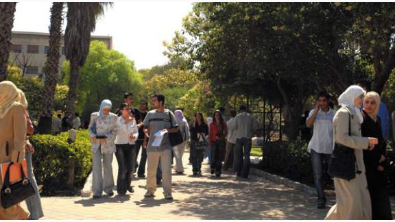 السماح لطلاب الفرات وحلب بالدوام  في جامعات المدن المستقرة