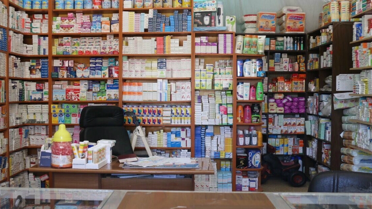 الصيدليات العشوائية في إدلب... تزايد مستمر دون حسيب أو رقيب 