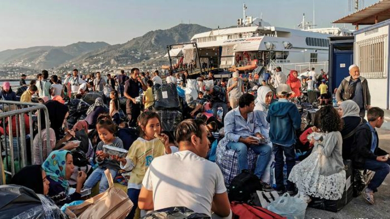 اليونان وبلغاريا ترفضان عبور اللاجئين السوريين نحو أوروبا