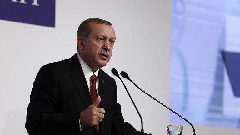 أردوغان: حل مشكلتي الإرهاب واللاجئين مرهون بتسوية في سوريا