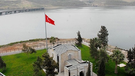 أردوغان والقبور وبعث آل عثمان