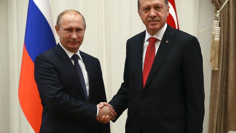 أردوغان وبوتين يتباحثان بشأن سوريا