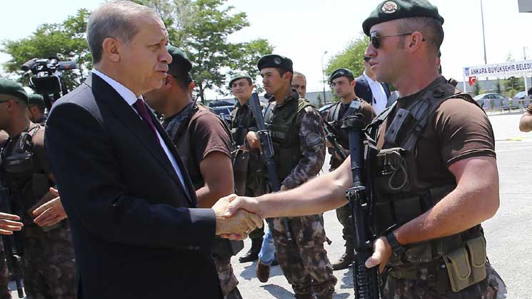 أردوغان.. يمكننا مع الأمريكان تحويل الرقة إلى مقبرة لـ