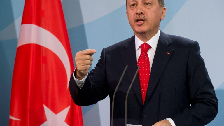 أردوغان ينتقد زيارة سياسيين أتراك للأسد