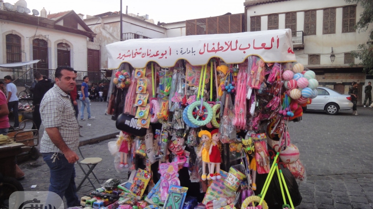 أسعار الألعاب تشن حربها ضد الطفولة.. وتكلفتها 