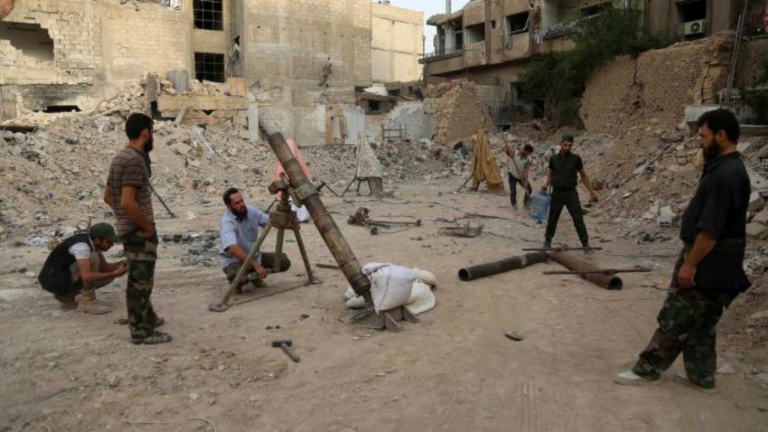 استمرار اقتتال فصائل الغوطة.. ومقتل قيادي لـ