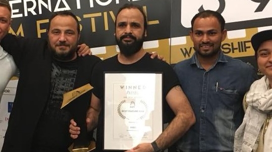 المخرج السوري محمد عبد العزيز ينال ذهبية مهرجان بهنغاريا