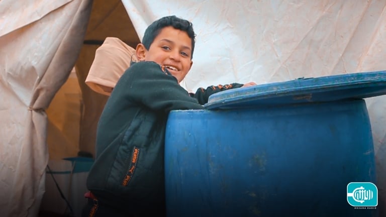 With The Eyes of Their Child, They Complete Their Lives Despite the Suffering