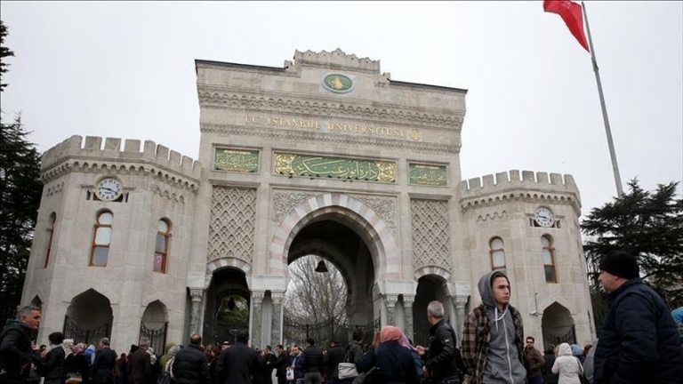 بدء التسجيل على منح دراسية للأجانب في تركيا