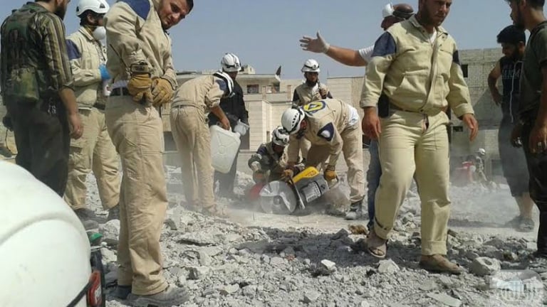 Civil Defense, humanitarian duty and great risks