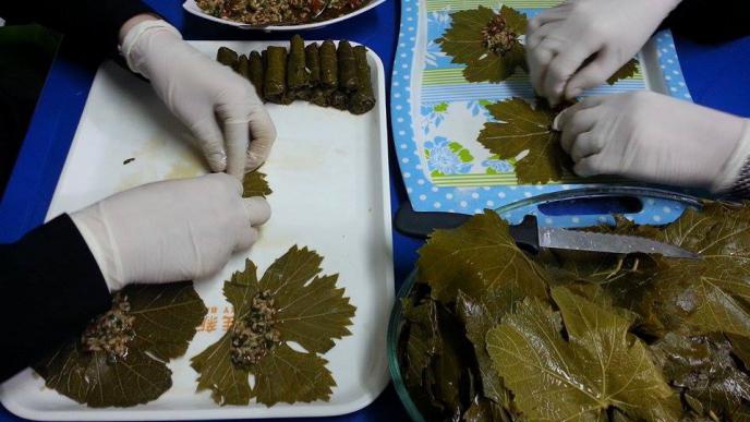 DAMASCENE CUISINE IN AMMAN: STUFFED VINE LEAVES, PROVISIONS, AND SAD STORIES