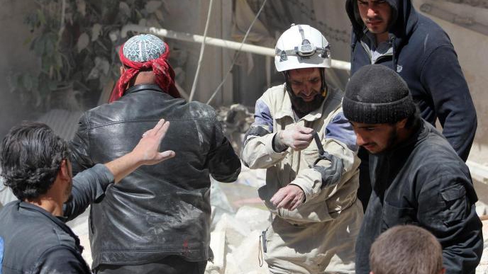 ضحايا بقصف روسي طال ريف حلب.. والنظام يستعيد خناصر