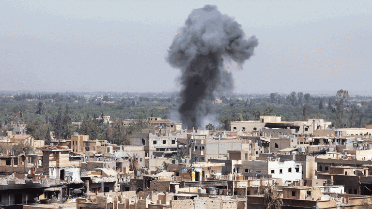 ضحايا مدنيون بقصف على نازحين من درعا