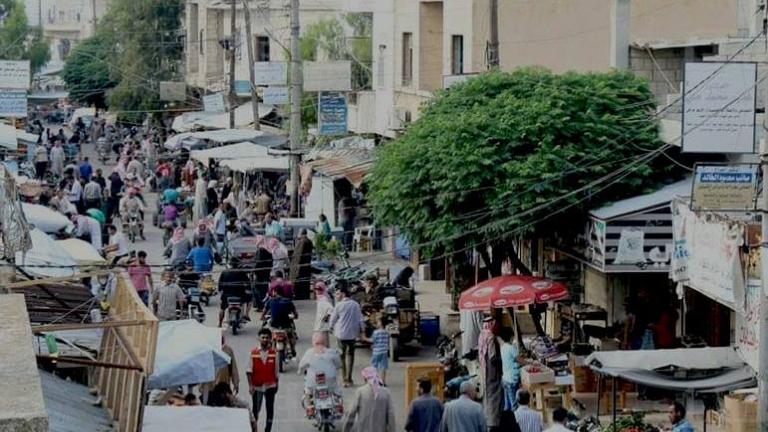طبول الحرب تُقرع في إدلب.. هل استعدَّت المدينة؟