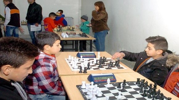 فلسطيني سوري ينال الميدالية الذهبية في مسابقة على مستوى النمسا