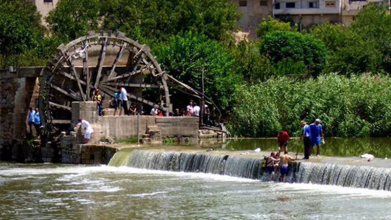 في أول أيام العيد.. نهر العاصي يقتل طفلين