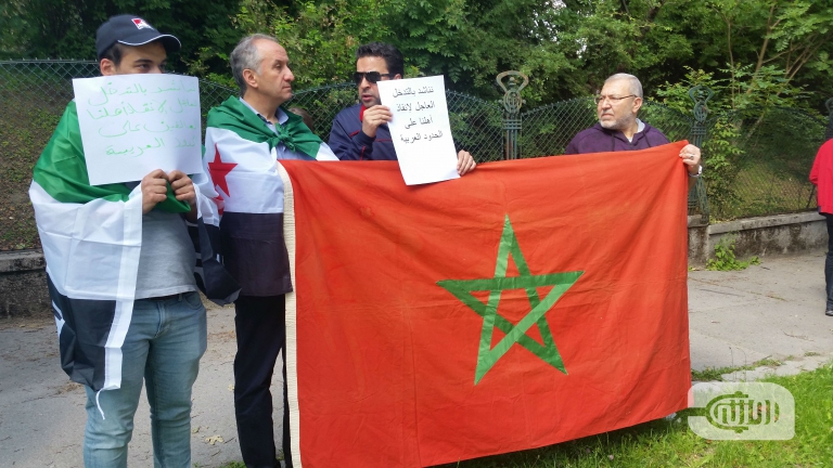 فيينا: اعتصام لسوريين احتجاجاً على وضع اللاجئين العالقين بالصحراء المغربية 
