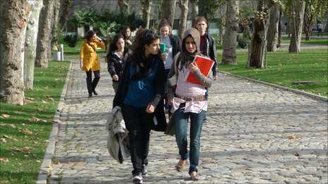 جامعة تركية قطرية لاستيعاب الطلبة السوريين 