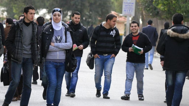 “Fake” Universities That Hunt Syrian Refugees 