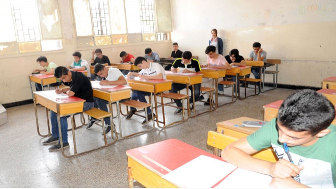 حكومة النظام: من يرغب بالتقدم للامتحانات العامة فليعود إلى سوريا