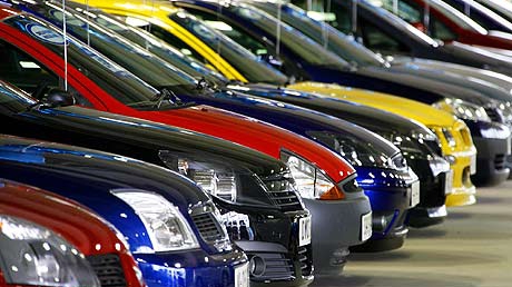 حكومة النظام تبدأ بالتقنين.. و3 سيارات فقط لكل وزير